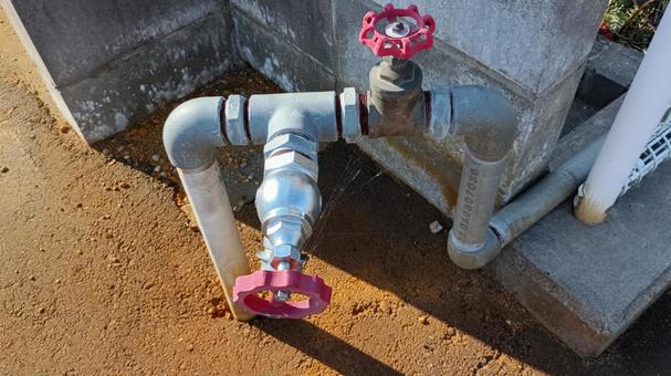 消雪パイプ用屋外蛇口 消雪,蛇口,雪を溶かすの写真素材