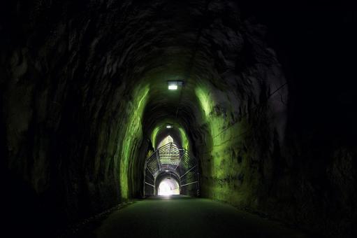 向山・共栄トンネル（二階建てトンネル） 養老渓谷,千葉県,夷隅郡大多喜町の写真素材
