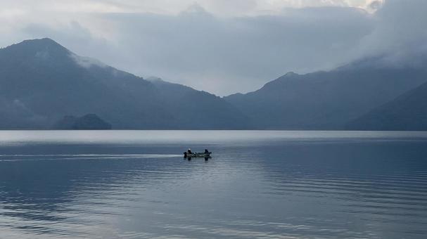 日光中禅寺湖の写真
