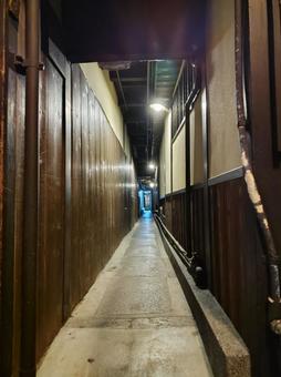 京都の路地裏 京都の路地裏の写真