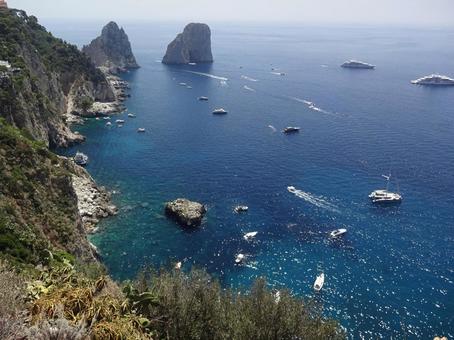 イタリア 海と船 イタリア 海と船の写真