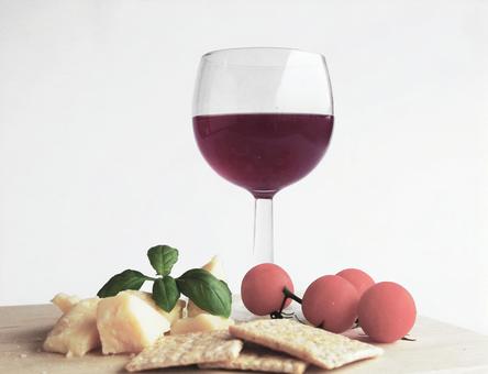 赤ワイン ワイングラス おつまみ 食前酒 赤ワイン ワイングラス おつまみ 食前酒の写真