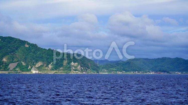 海から見た房総半島の風景 千葉,房総半島,波の写真素材