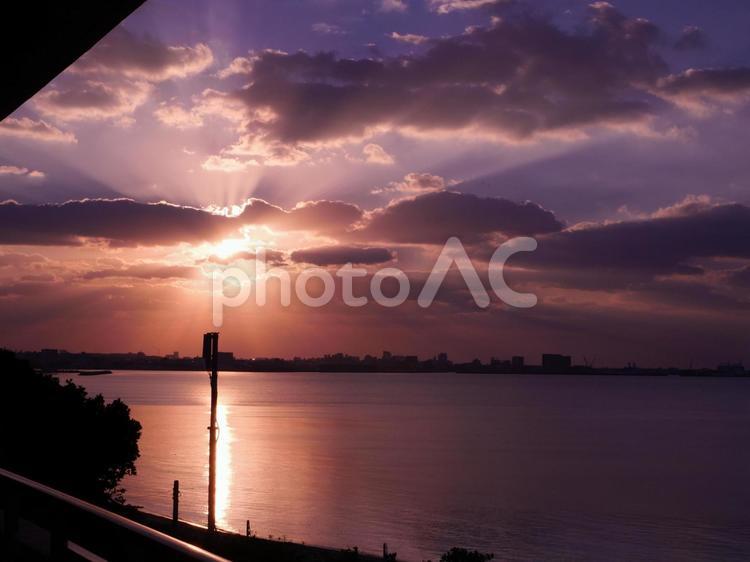 海と夕焼け 海,夕焼け,黄昏の写真素材