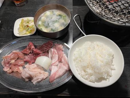 焼肉ランチ 焼肉ランチ 焼肉,生肉,焼き肉の写真素材