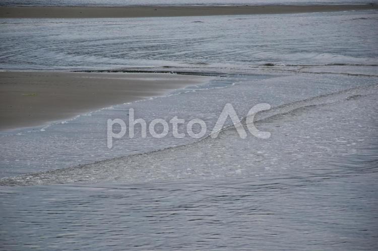 浅い水辺 浅瀬,水辺,海の写真素材