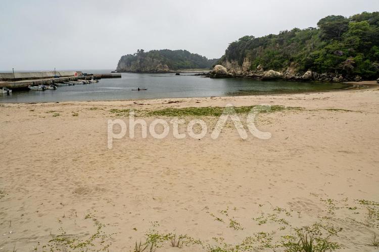 月浜の風景⑵ 海,入り江,港の写真素材
