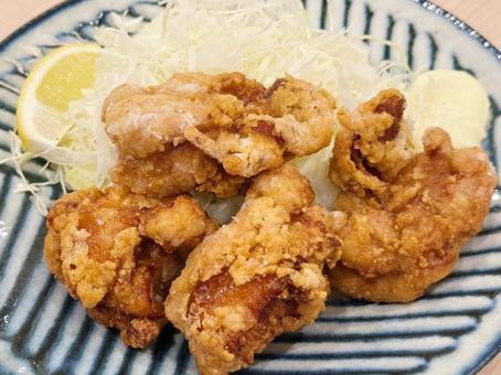 唐揚げ 唐揚げ 唐揚げ,鶏もも,鶏肉の写真素材