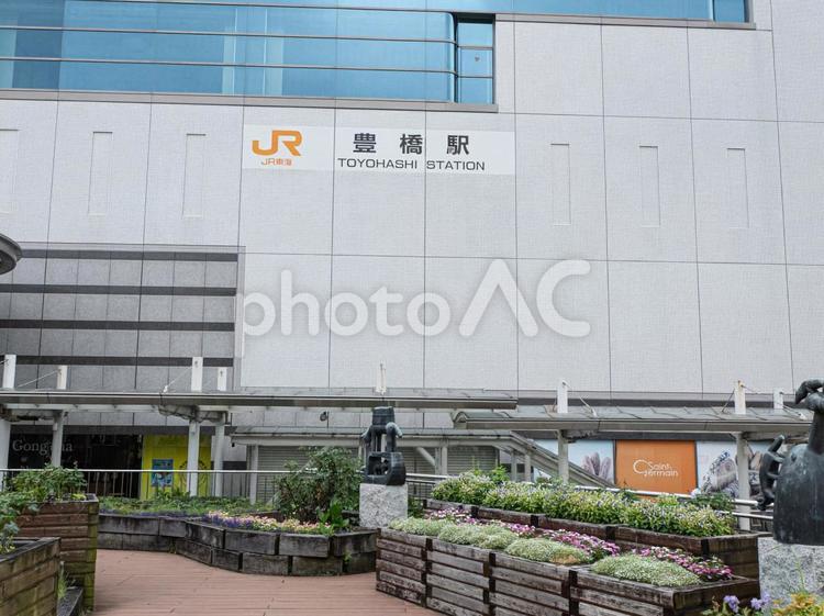 豊橋駅 豊橋駅,鉄道,駅の写真素材