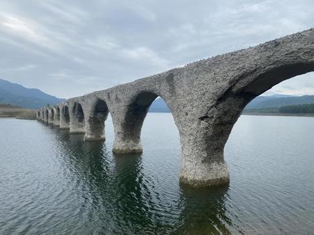 Photo, taushubetsu, railway, ruins of the tauschwetz river bridge, 