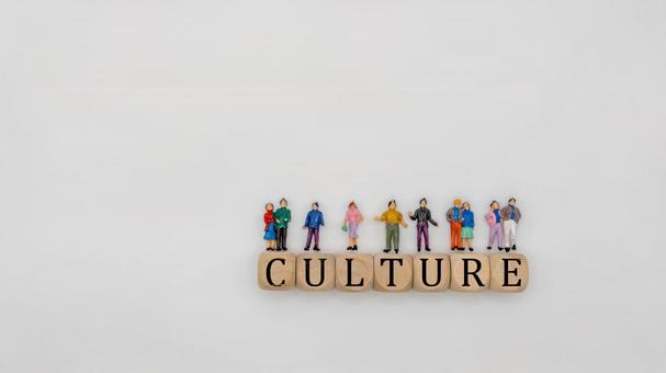 文字ブロックと人形「CULTURE」 ミニチュア,人形,ブロックの写真素材