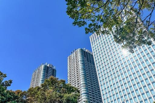 A towering office building reflecting light, JPG A towering office building reflecting light, JPG