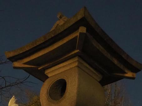 夜の灯篭 夜の灯篭の写真