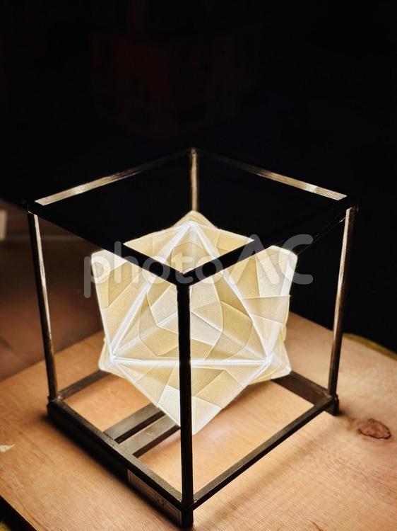 和紙と立体デザインの行灯アート 行灯,照明,ランプの写真素材