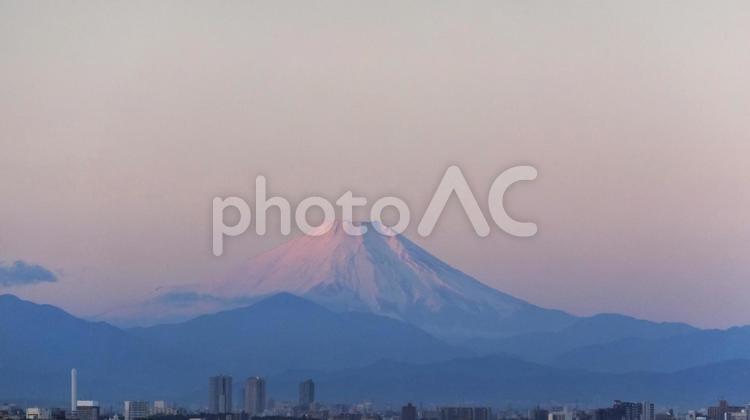 朝焼けの街と富士山 富士山,朝,山の写真素材