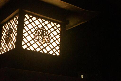 岡山神社の灯篭 神社,神社仏閣,神社巡りの写真素材