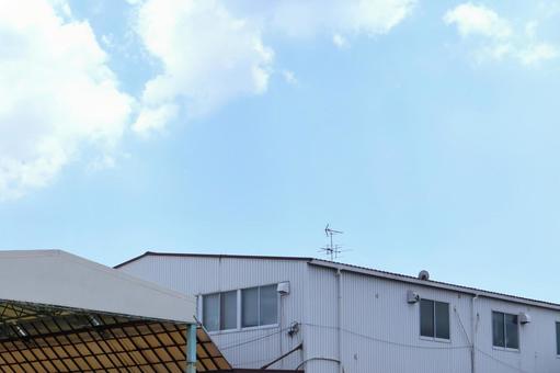 Warehouse/factory roof and sky 9, JPG Warehouse/factory roof and sky 9, JPG