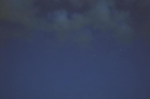 夜空の神秘的な輝き 夜空の神秘的な輝き 夜空,星,夜の写真素材