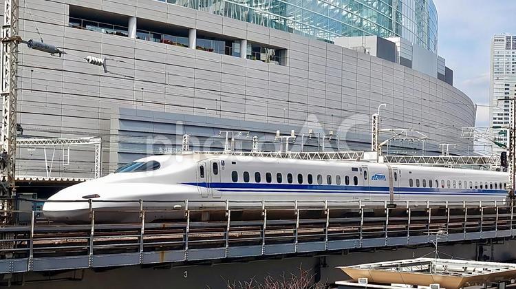東海道新幹線　n700A  有楽町にて2 東海道新幹線,新幹線,鉄道の写真素材