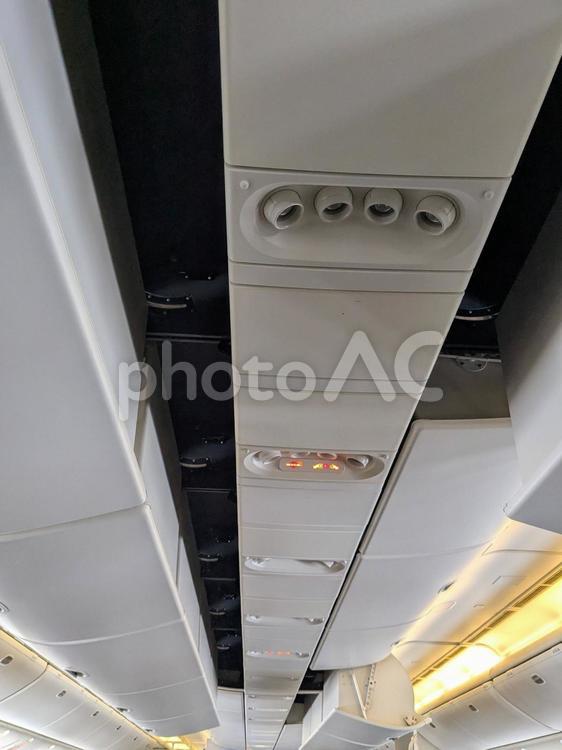 飛行機の機内（エアバス） 飛行機,機内,旅客機の写真素材