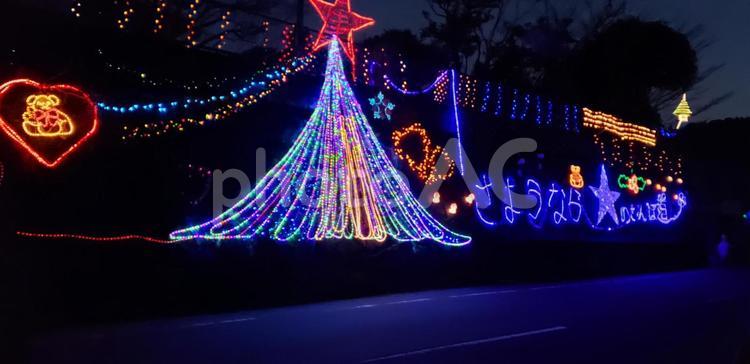 湧水町のネオン　星の散歩道 クリスマス,光,照明を当てたの写真素材