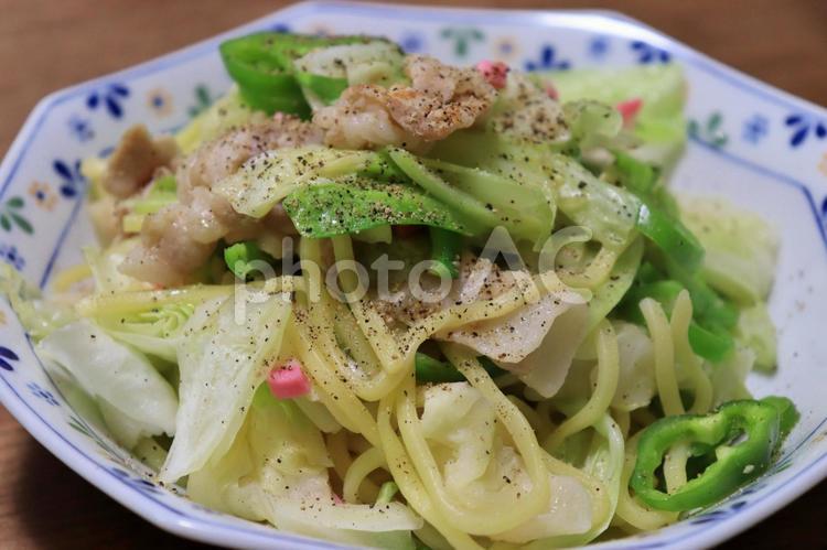 野菜たっぷり塩焼きそば 塩焼きそば,焼きそば,野菜炒めの写真素材