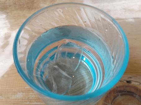 お冷 お冷 水,お冷,ミネラルウォーターの写真素材