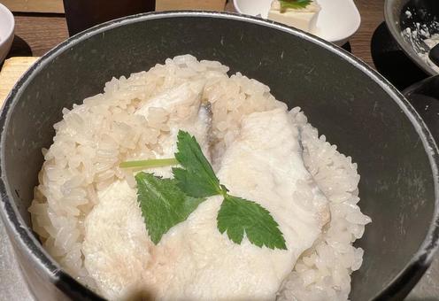 鯛の釜めし 鯛の釜めし 鯛,釜めし,炊き立ての写真素材