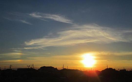 夕暮れ 夕暮れ 夕暮れ,夕陽,夕焼けの写真素材
