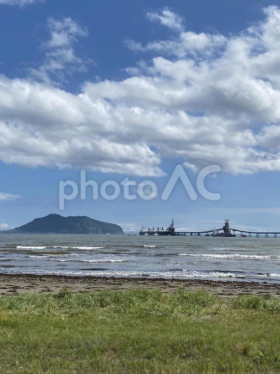 函館山と夏の空 水域,空,海の写真素材