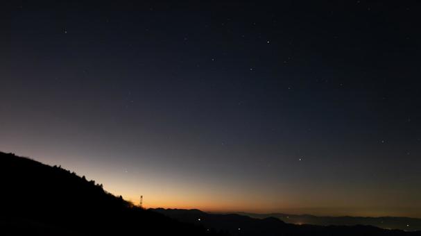 The fantasy of Cygnus setting at dusk, JPG The fantasy of Cygnus setting at dusk, JPG
