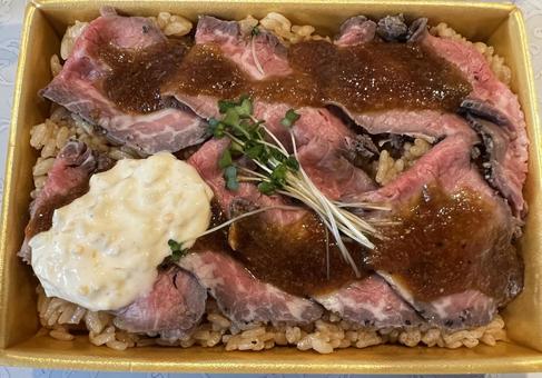 ローストビーフ弁当 ローストビーフ弁当 ローストビーフ,美味しい,ごはんの写真素材
