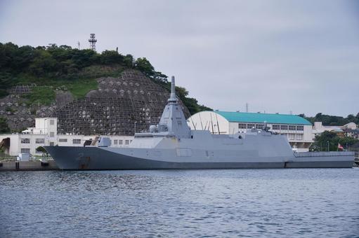横須賀港に停泊している船 横須賀港,船,最先端の写真素材