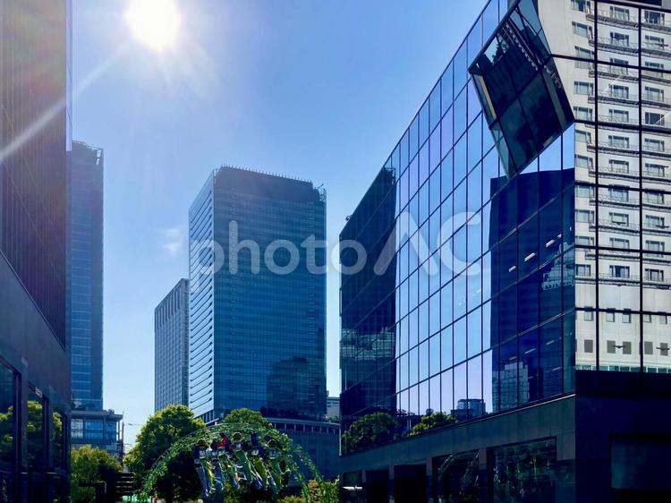 輝ける都市の風景 夏,7月,8月の写真素材