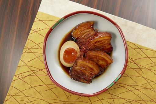 箸でほぐれるほど柔らかい豚の角煮 豚の角煮,肉料理,おかずの写真素材