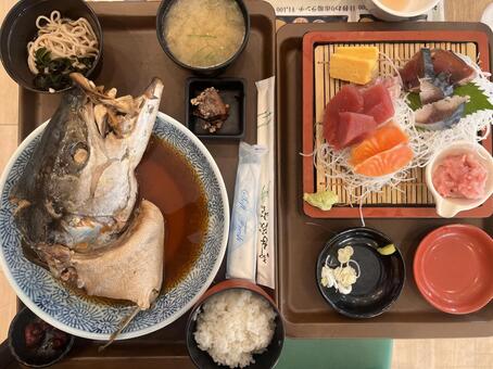 刺身定食と煮魚 料理,食事,ご飯の写真素材