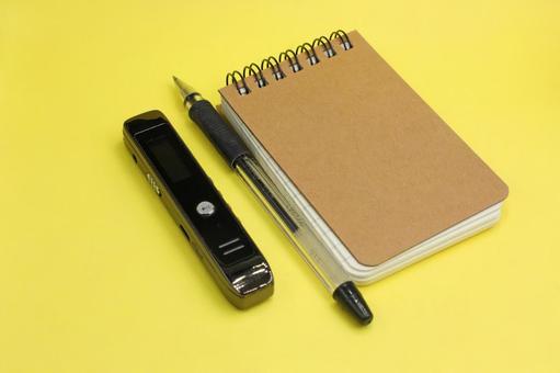 ボイスレコーダーとメモ ボイスレコーダーとメモ ボイスレコーダー,ボイスバー,ボイスの写真素材