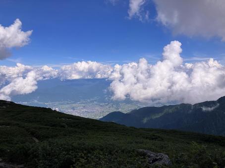 檜尾小屋近くから街が見える 檜尾小屋近くから街が見えるの写真