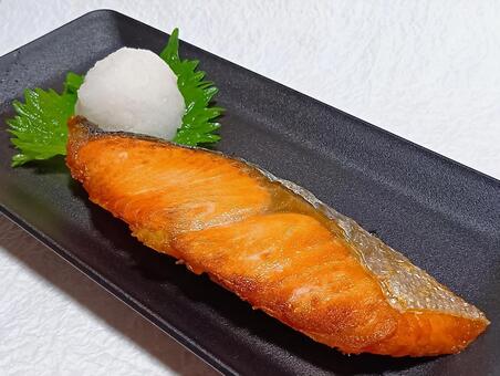 銀鮭塩焼き 鮭,魚,塩焼きの写真素材