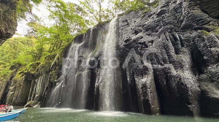 高千穂峡の真名井の滝 高千穂峡,柱状節理,峡谷の写真素材