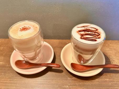 カフェでホット一息② カフェでホット一息② ホット,ホットラテ,ミルクの写真素材