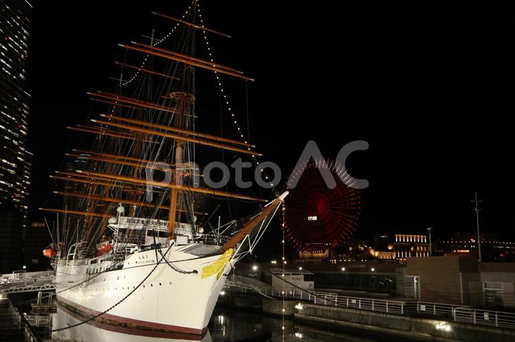 横浜　みなとみらいの夜景 みなとみらい,夜景,横浜の写真素材