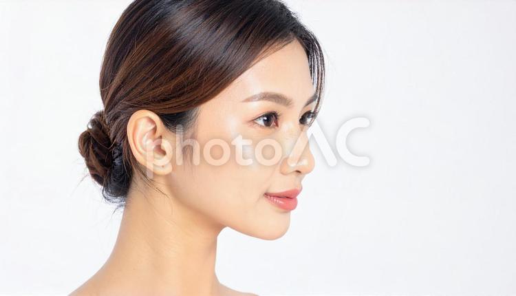 透明感のある肌の美しい女性 女性,ビューティー,アンチエイジングの写真素材