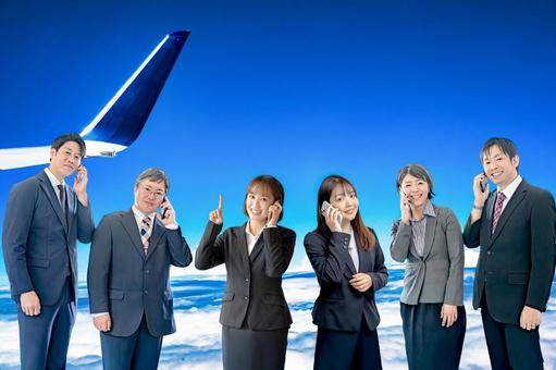 飛行機とスーツの人々 飛行機とスーツの人々 航空会社,パイロット,caの写真素材