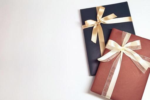 ラッピング｜ギフト｜リボンがけ・ゴールド ギフト,ギフトボックス,プレゼントの写真素材