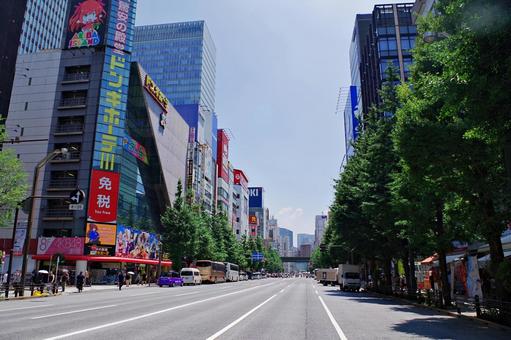 秋葉原2025夏　中央通り南向き 秋葉原,中央通り,外神田3丁目の写真素材