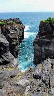 海と断崖 海と断崖の写真