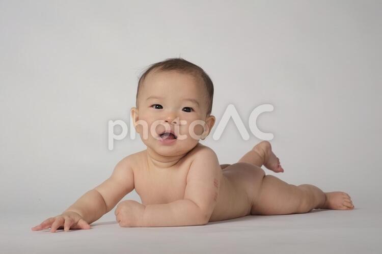 裸の赤ちゃん　５ 赤ちゃん,笑顔,日本人の写真素材