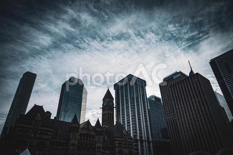 トロント旧市庁舎のシルエット トロント,旧市庁舎,時計台の写真素材