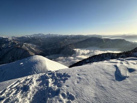 荒島山から見た白山 荒島山,白山,百名山の写真素材